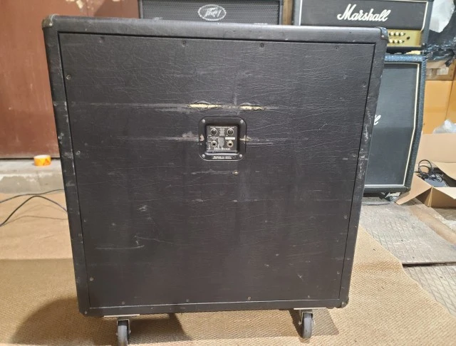1996 Mesa Boogie 4x12 Traditional guitar cabinet