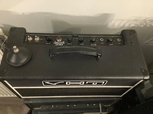 VHT  Special 6 Ultra Head handwired 