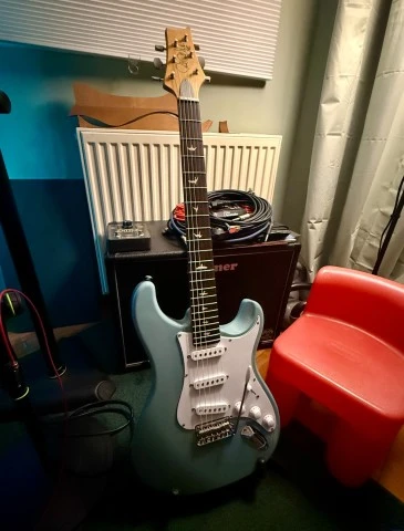 PRS SE Silver Sky Stone Blue (Lower Price!)
