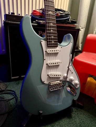 PRS SE Silver Sky Stone Blue (Lower Price!)