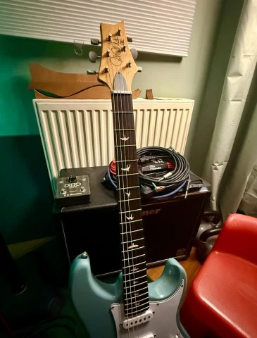 PRS SE Silver Sky Stone Blue (Lower Price!)