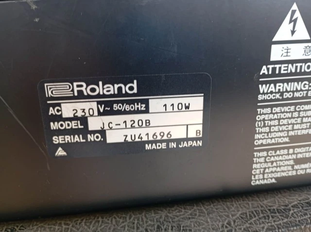 Roland JC-120 Jazz Chorus combo