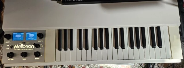 MELLOTRON M4000D