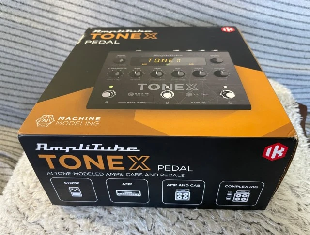 TONEX PEDAL (IK MULTIMEDIA)