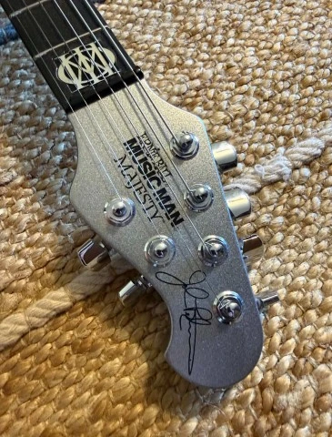 Ernie Ball Music Man John Petrucci Signature Majesty 6 