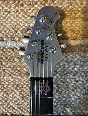 Ernie Ball Music Man John Petrucci Signature Majesty 6 