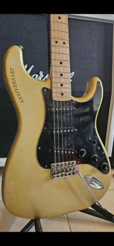 Fender stratocaster 1979 Anniversary 