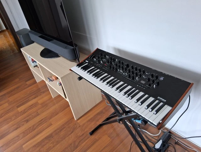 Korg Prologue 16