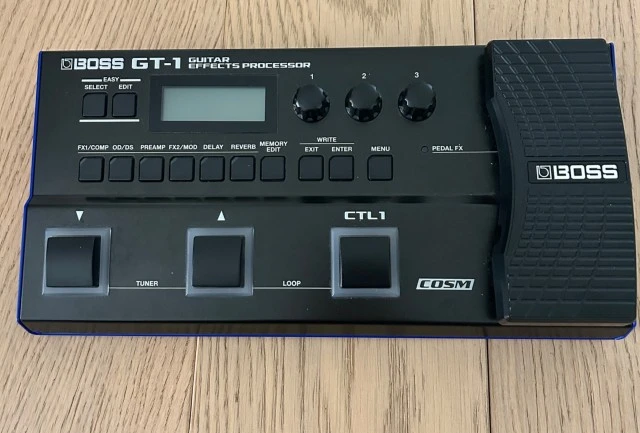 Πωλείται Boss GT-1