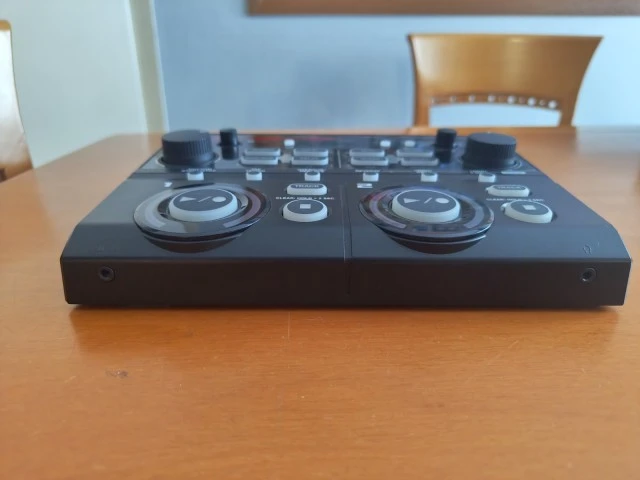 Boss RC-202 Loop Station + NUX NMP-2 Footswitch