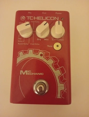 Πωλείται πετάλι TC Helicon mic mechanic 