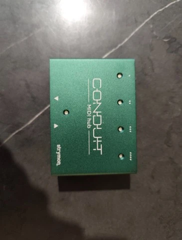 Strymon conduit MIDI hub