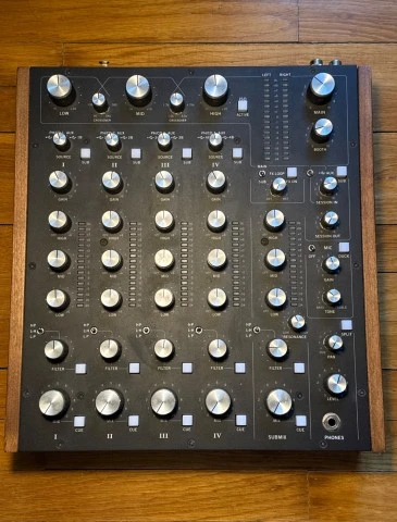 Rane MP2015 σε άριστη κατάσταση 