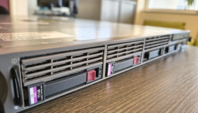  Server HPE Proliant DL360 G5 σε άριστη κατασταση