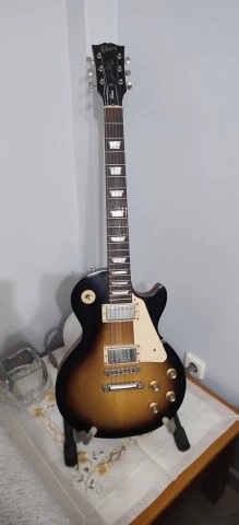 GIBSON LES PAUL TRIBUTE