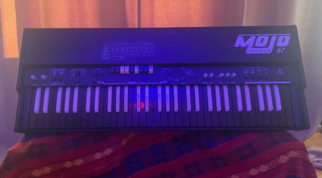 Crumar Mojo 61 LIMITED EDITION BLACK