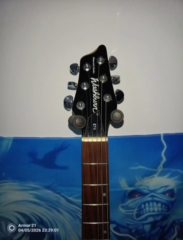 Washburn BT4 σε άριστη κατάσταση 