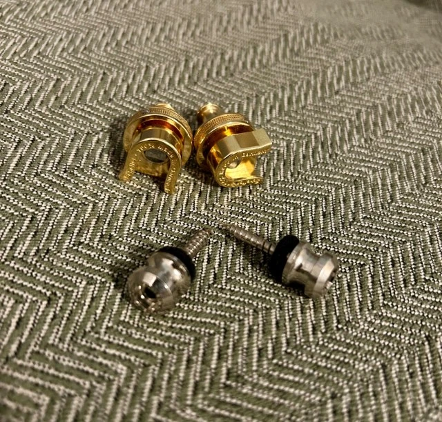 Strap lock shaller 