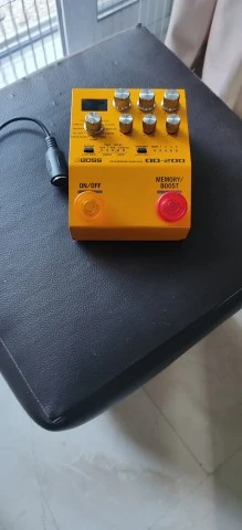 Boss OD-200 HYBRID DRIVE