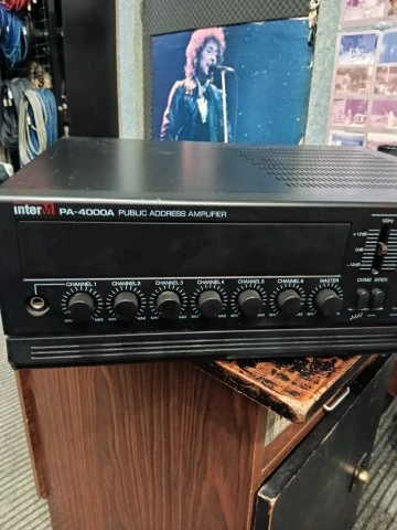 ΕΝIΣΧYΤΗΣ INTERM PA-4000A