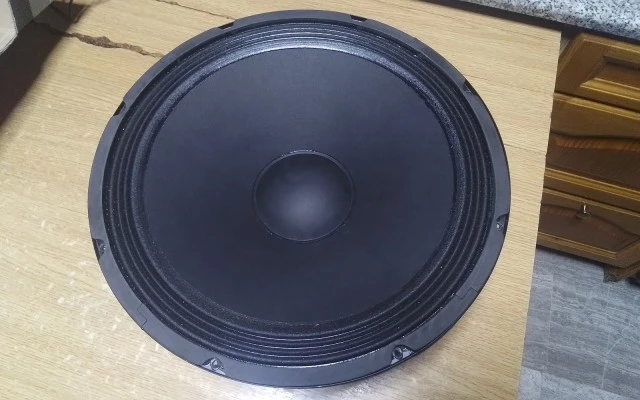BEHRINGER LS-15W1000A8 WOOFER 15″