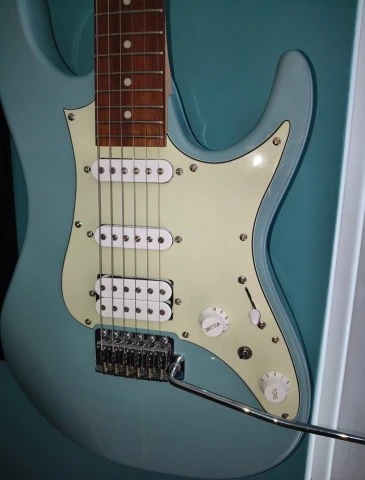 Ibanez AZES40