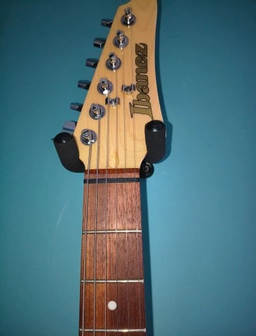 Ibanez AZES40