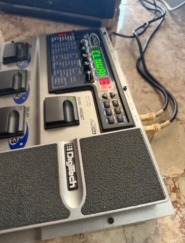 DIGITECH GNX1