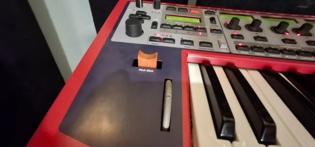 Nord g2 modular σε άριστη κατάσταση 