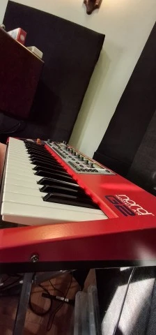 Nord g2 modular σε άριστη κατάσταση 