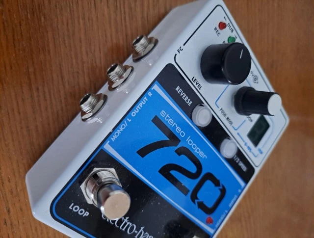Πωλείτε ehx 720 stereo looper