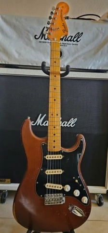 Fender stratocaster 1972 Mocha 