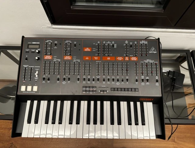 Behringer Odyssey