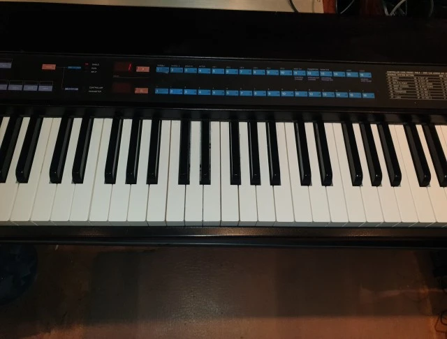 YAMAHA KX-88 FULLY WEIGHTED MIDI CONTROL