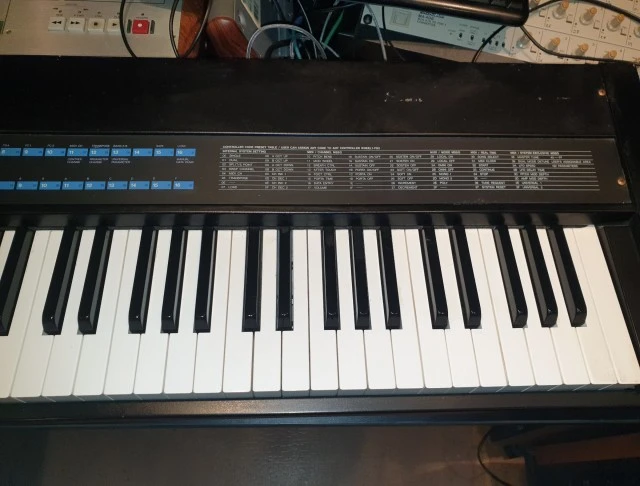 YAMAHA KX-88 FULLY WEIGHTED MIDI CONTROL