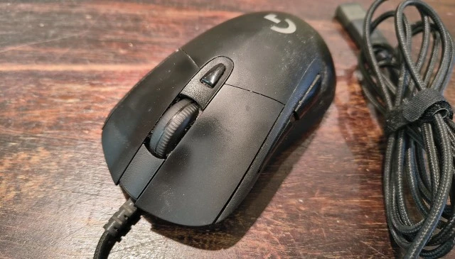  Logitech Hero G403 