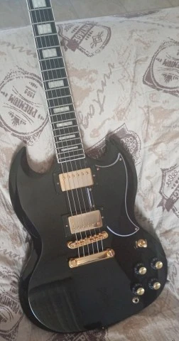 Epiphone SG Custom
