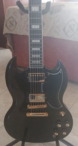 Epiphone SG Custom