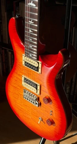 PRS Custom SE 24-08 σε άριστη κατάσταση. 