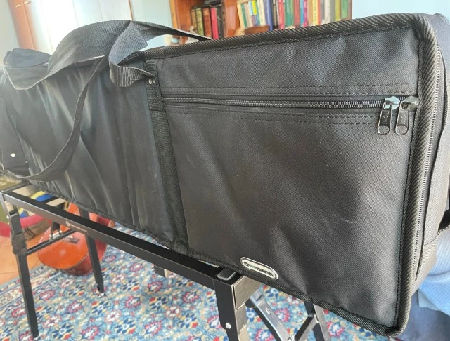 M-Audio Hammer 88 (μαζί με stand, πεντάλ &amp; θήκη)