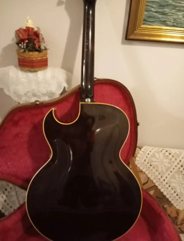 Gibson ES-175 (1980-Mint Contidion)