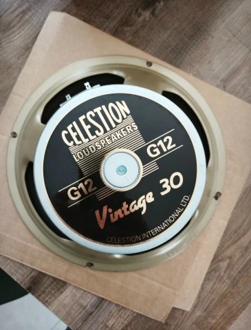 Celestion V30 8ohm 