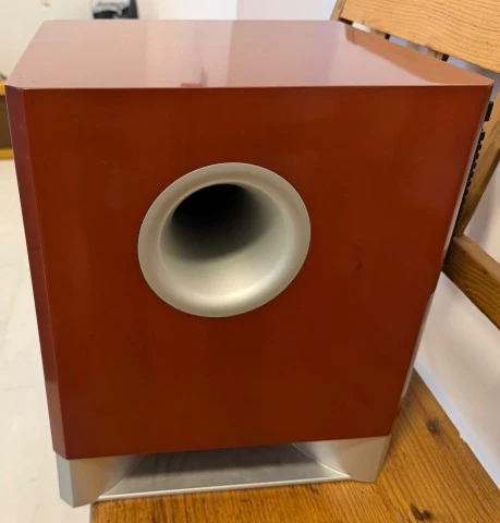 YAMAHA SUBWOOFER YST-SW325