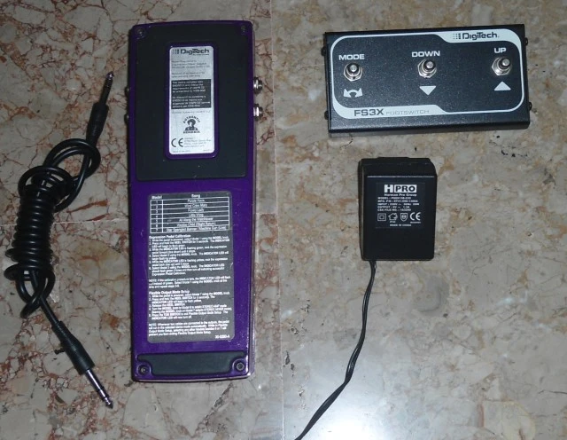 DIGITECH JIMI HENDRIX &amp; ποδοδιακοπτη