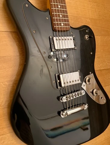 Fender Jaguar Baritone Special HH Japan
