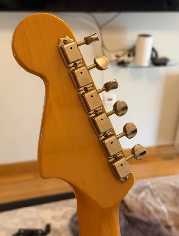 Fender Jaguar Baritone Special HH Japan