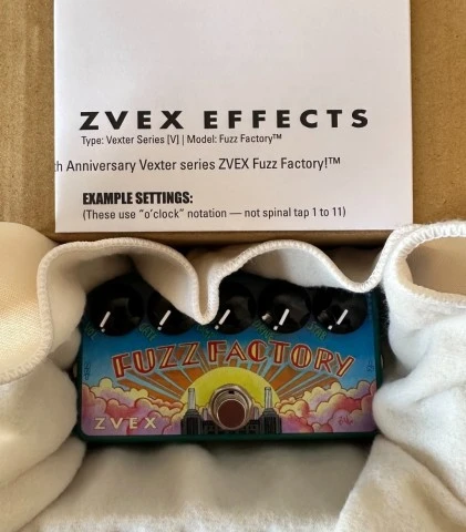 ZVEX Fuzz Factory – Σαν καινούριο (Ελάχιστη χρήση)