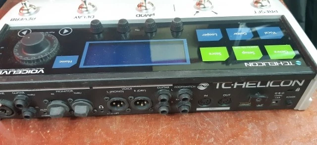 Tc-helicon voice 3 &amp; switch 6