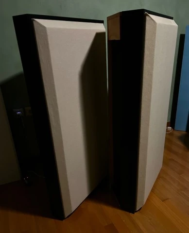 x2 Primacoustic MaxTrap in Beige