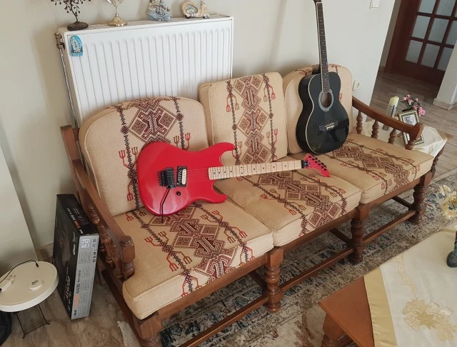 KRAMER BARETTA JUMPER RED